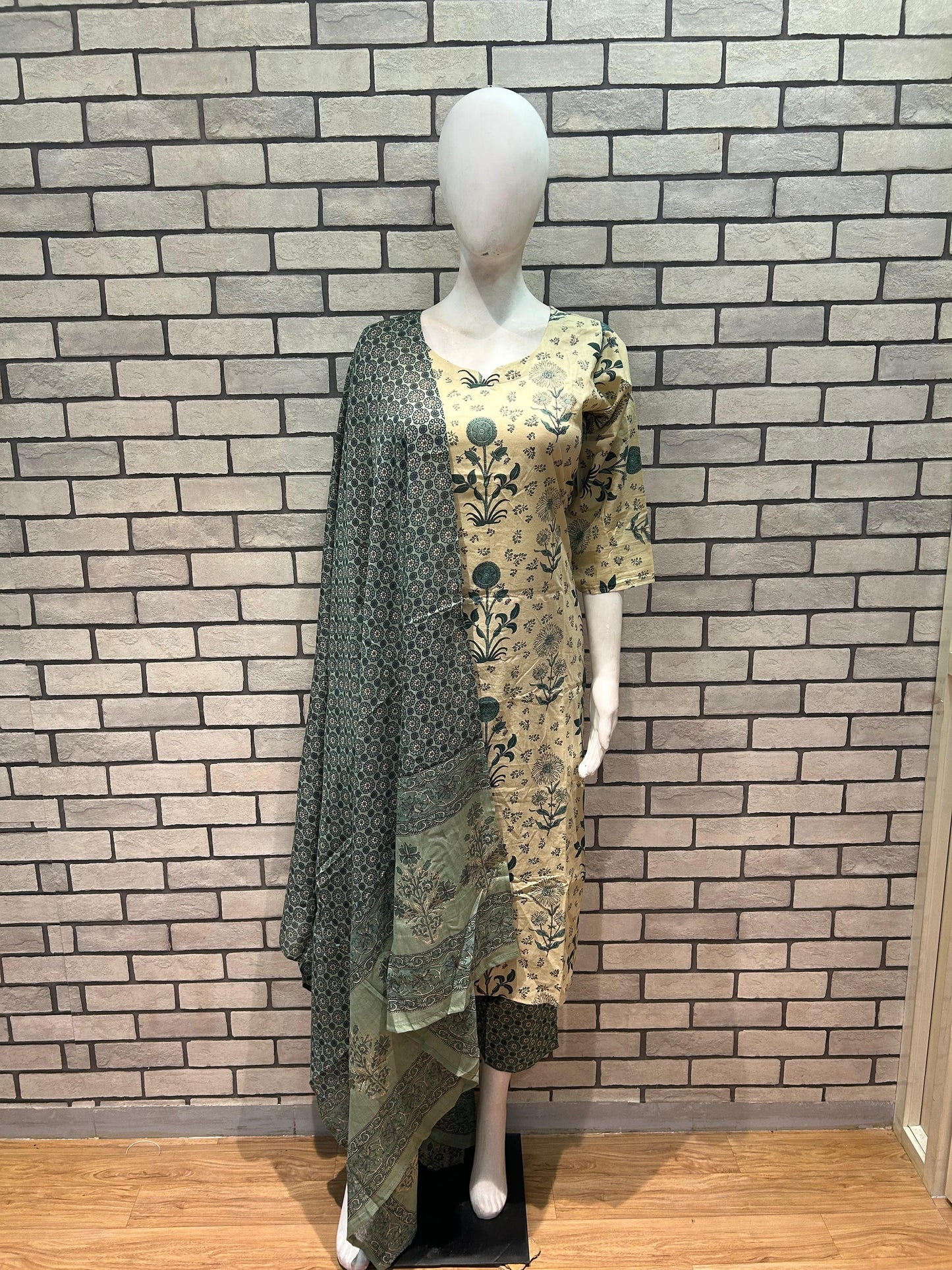 Kurti sets