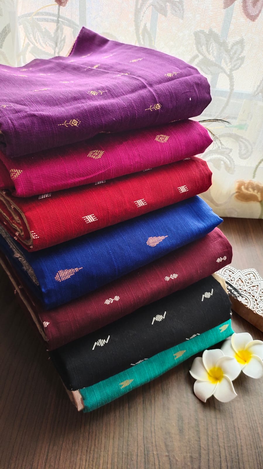 Unstitched salwar suit